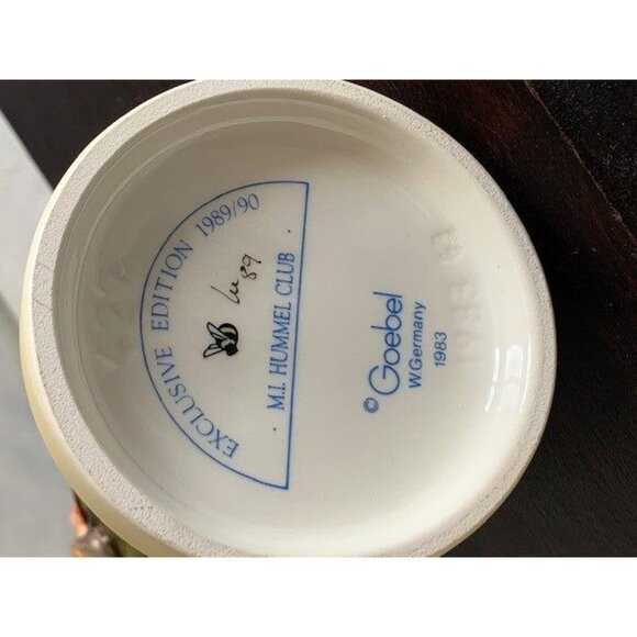 Hummel Hello World figure 429 5.5" - Picture 7 of 8